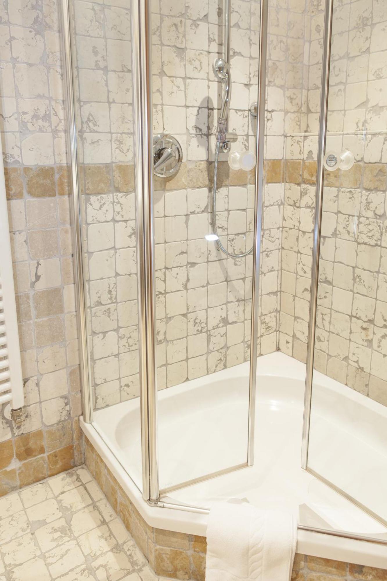 Landhotel Tharerwirt Olang Quarto foto